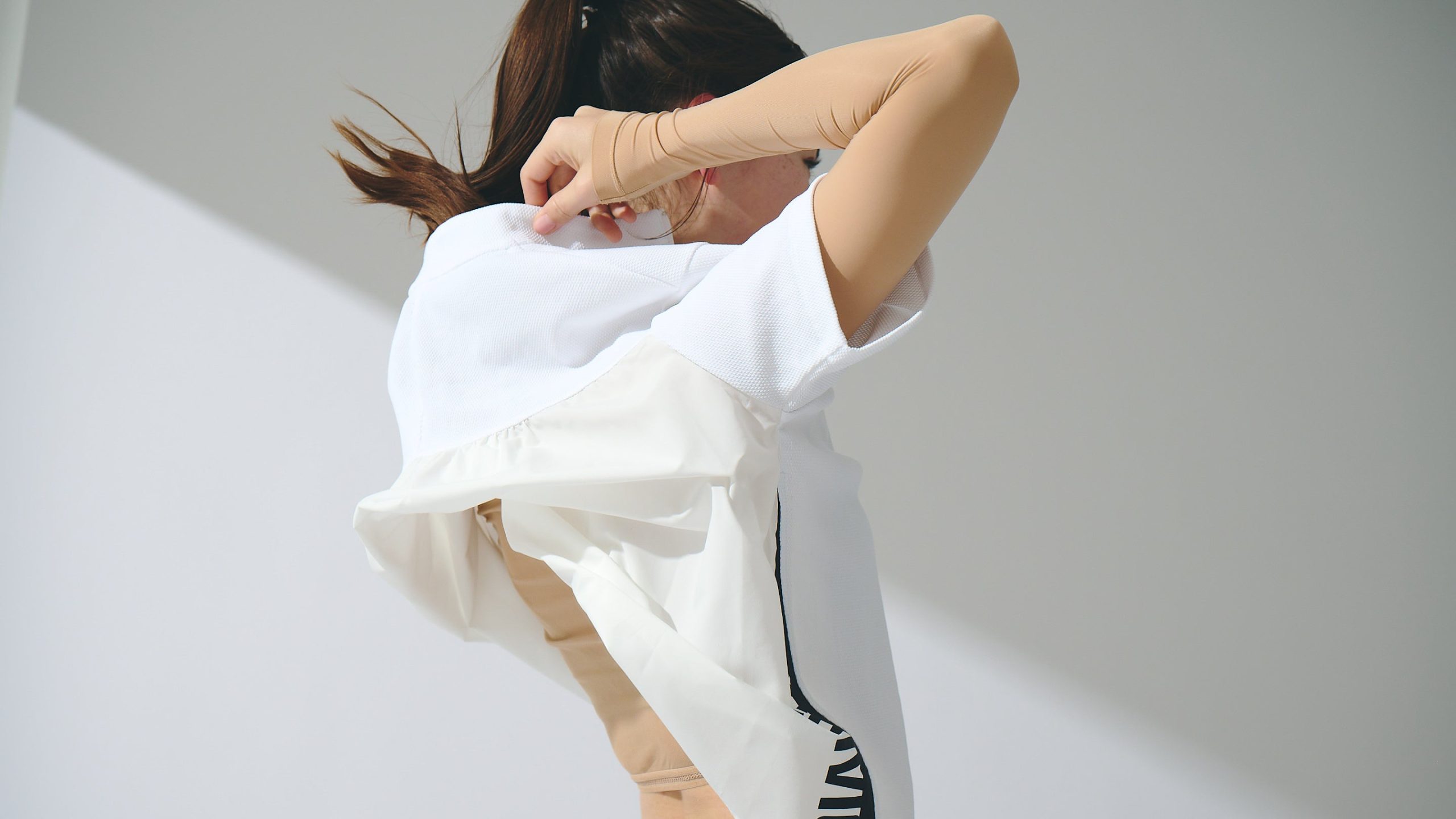 รู้สึกเย็นทันทีที่สวมใส่ ช่วยลดความร้อนในร่างกาย ทำให้การเล่นกอล์ฟวันร้อนสนุกขึ้นทันตา♪